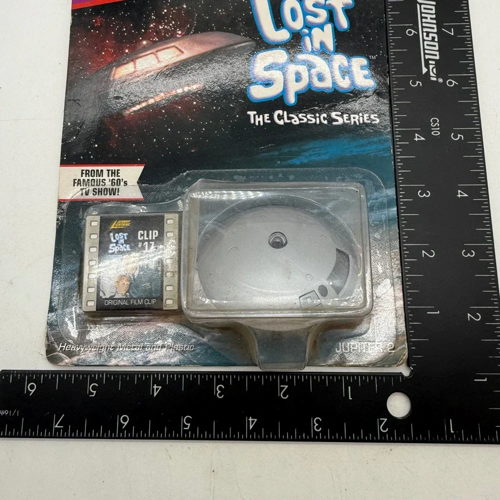Johnny Lightning Lost In Space Jupiter 2 Diecast Ship with Film Clip 433-00 1998
